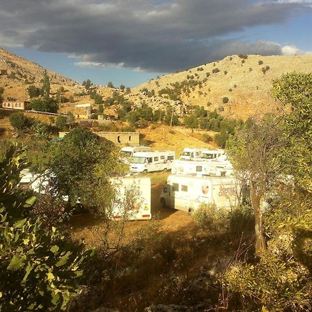 Nemrut Kervansaray Hotel Karadut  Exterior foto