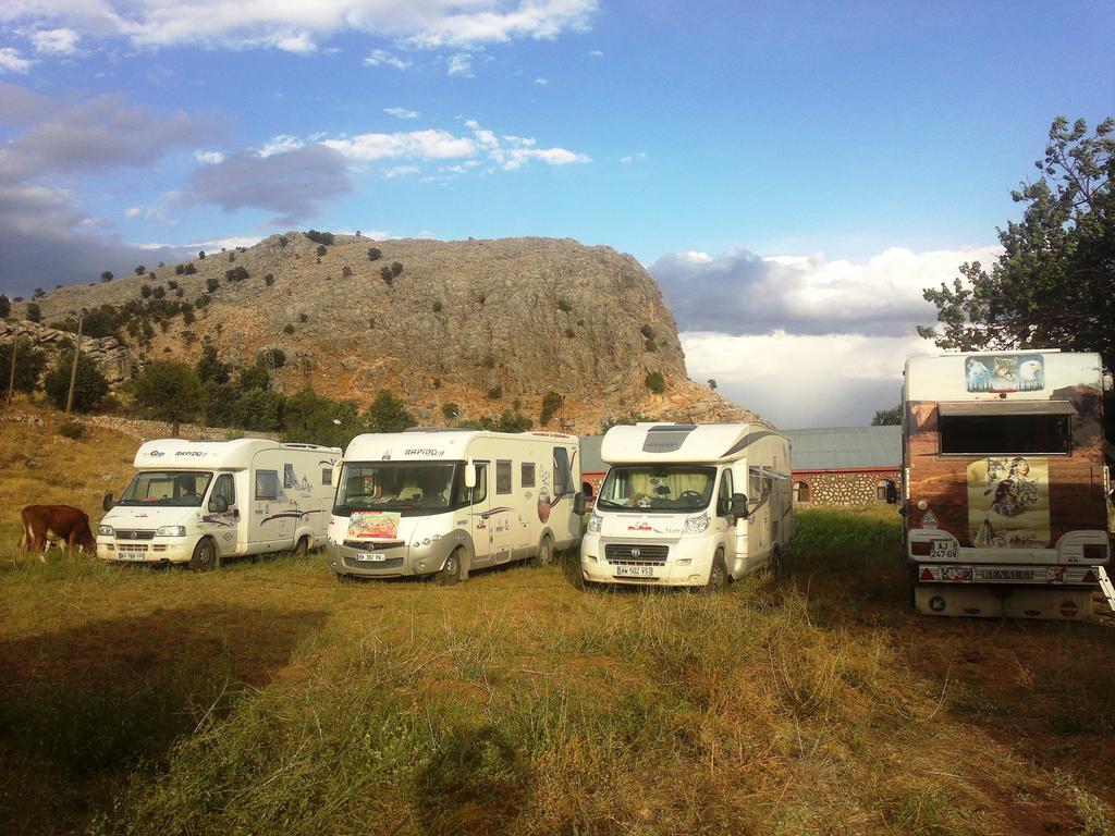 Nemrut Kervansaray Hotel Karadut  Exterior foto