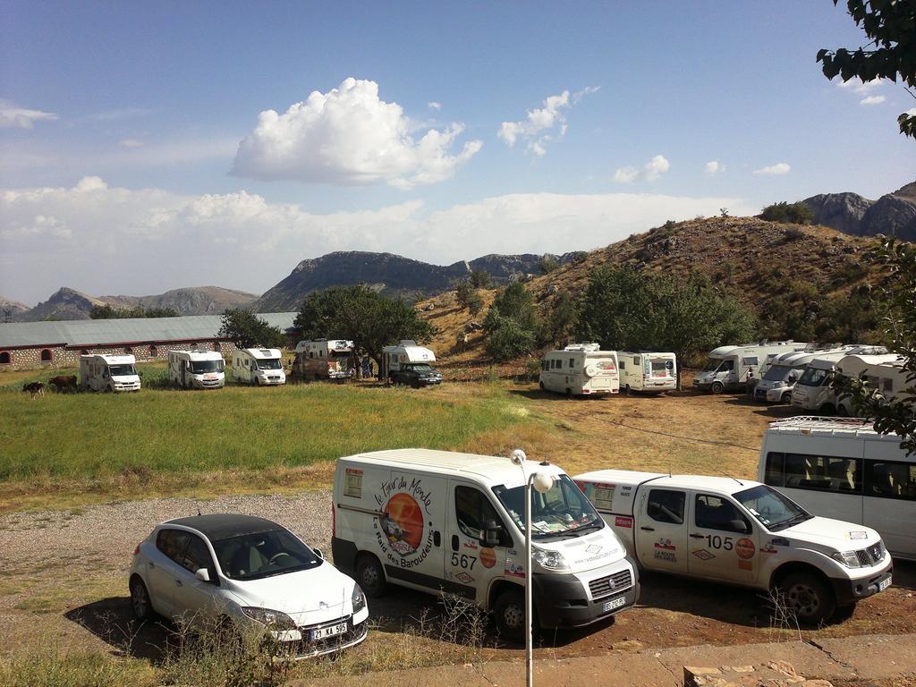 Nemrut Kervansaray Hotel Karadut  Exterior foto